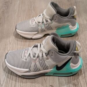 Nike LeBron Witness 7 Basketball Shoes - Lt Bone, Black, Phantom & Pewt 7.5 Men